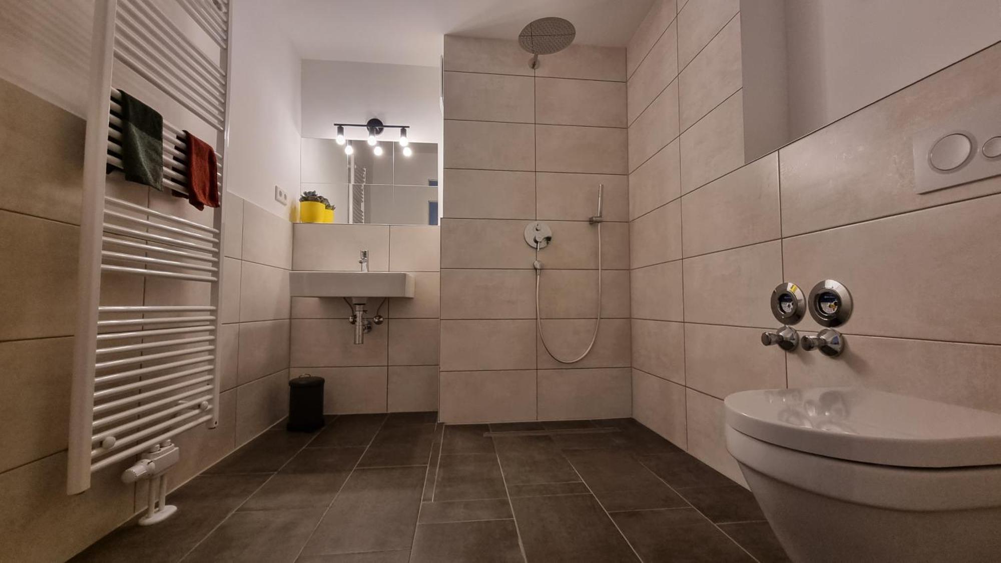 Studio- Gemuetlich, Charmant, Zentral Appartement *